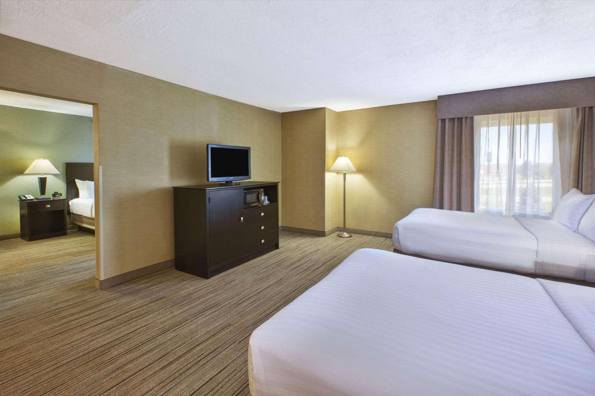 Country Inn & Suites By Radisson Benton Harbor-St Joseph Mi Dış mekan fotoğraf