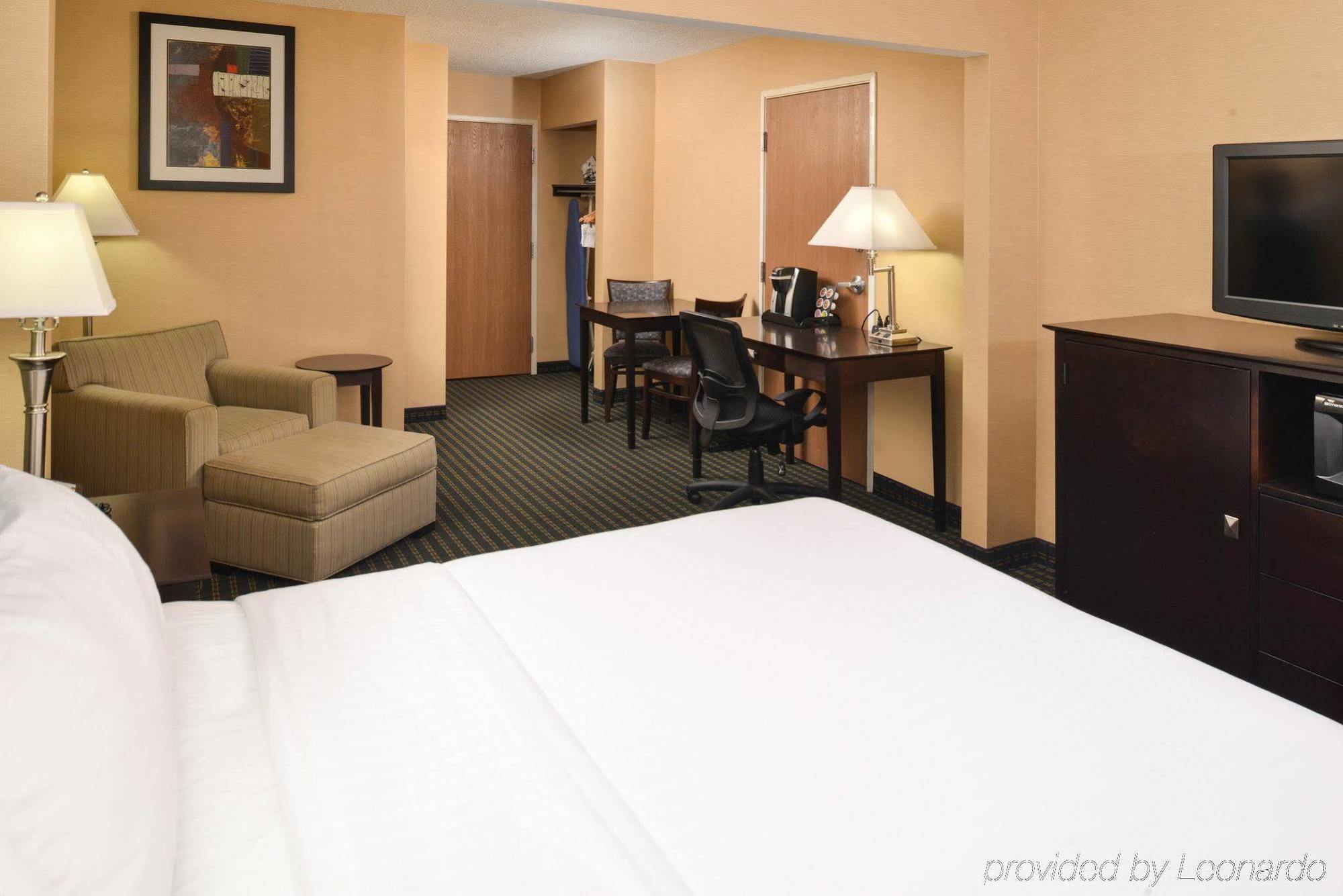 Country Inn & Suites By Radisson Benton Harbor-St Joseph Mi Dış mekan fotoğraf